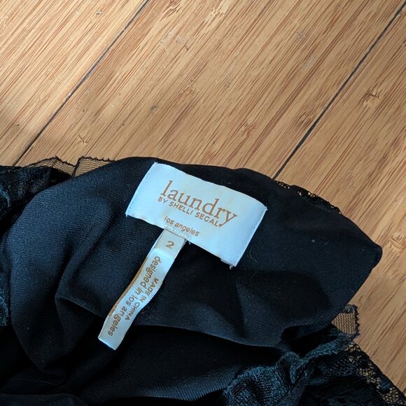 Black lace detail jumpsuit - Laundry by Shelli Segal size 2 - Picture 3 of 9